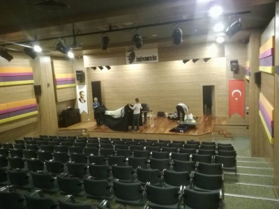 Atmosfera sa gostovanja Pozorišta mladih Sarajevo sa predstavom Čarobna lampa, na 21. Međunarodnom istanbulskom festivalu lutaka